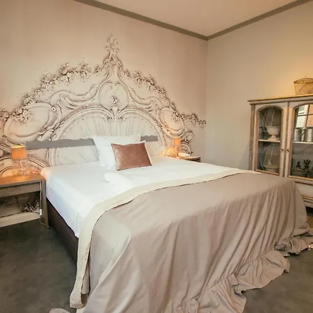 Boutique Classico 4* BRE